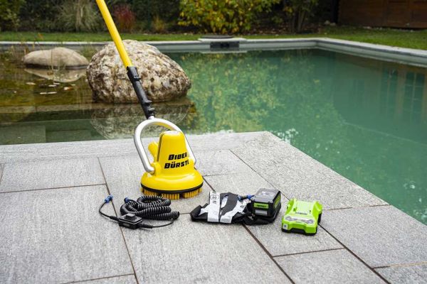 Rössle Biber Bürste 22 Netzteil Variante mit gelber und roter Bürste - Pool & Teich